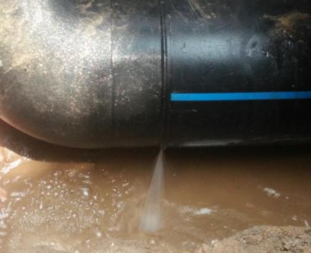 鹰手营楼顶渗水维修公司为大家分享下鹰手营卫生间漏水维修修补技术!